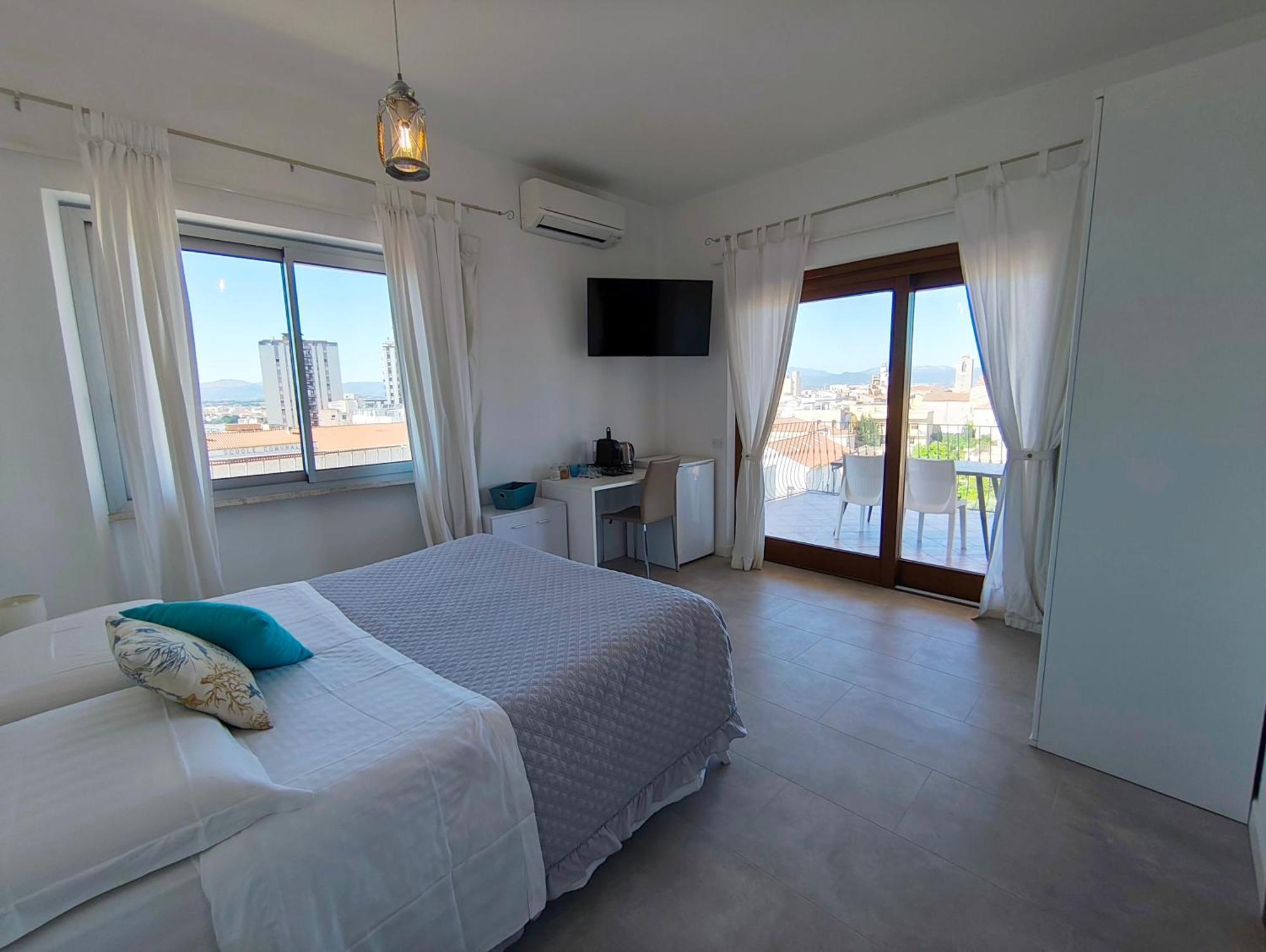 Marysel Rooms Олбия Екстериор снимка