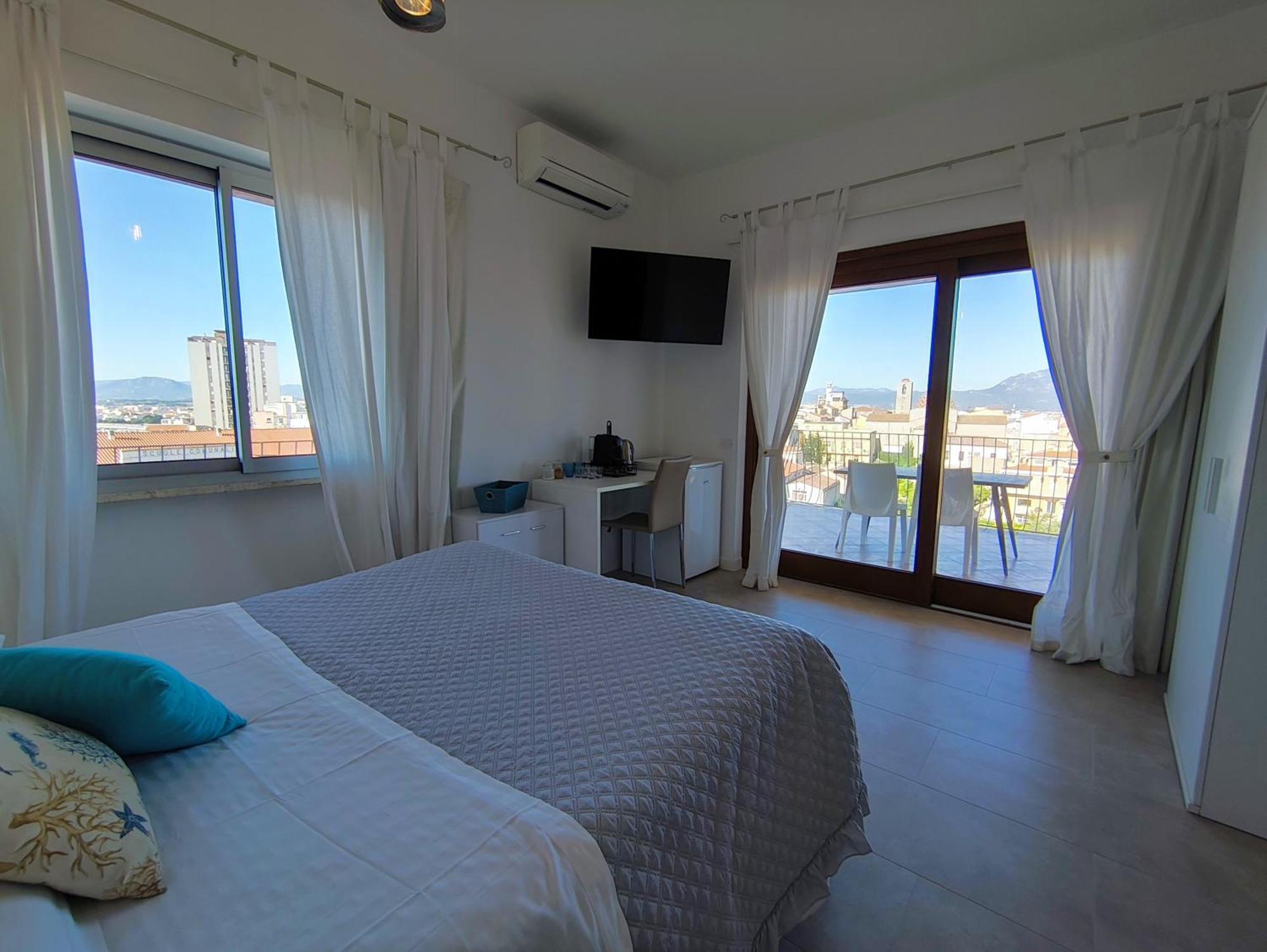 Marysel Rooms Олбия Екстериор снимка